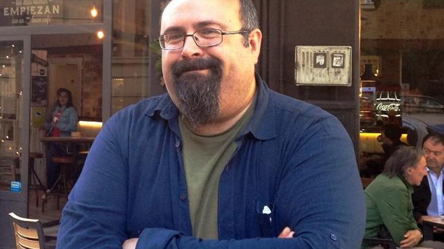 Santiago Ordóñez es la 'vieja' nueva cara de la izquierda leonesa con la organización Actúa. Foto: Uribe.