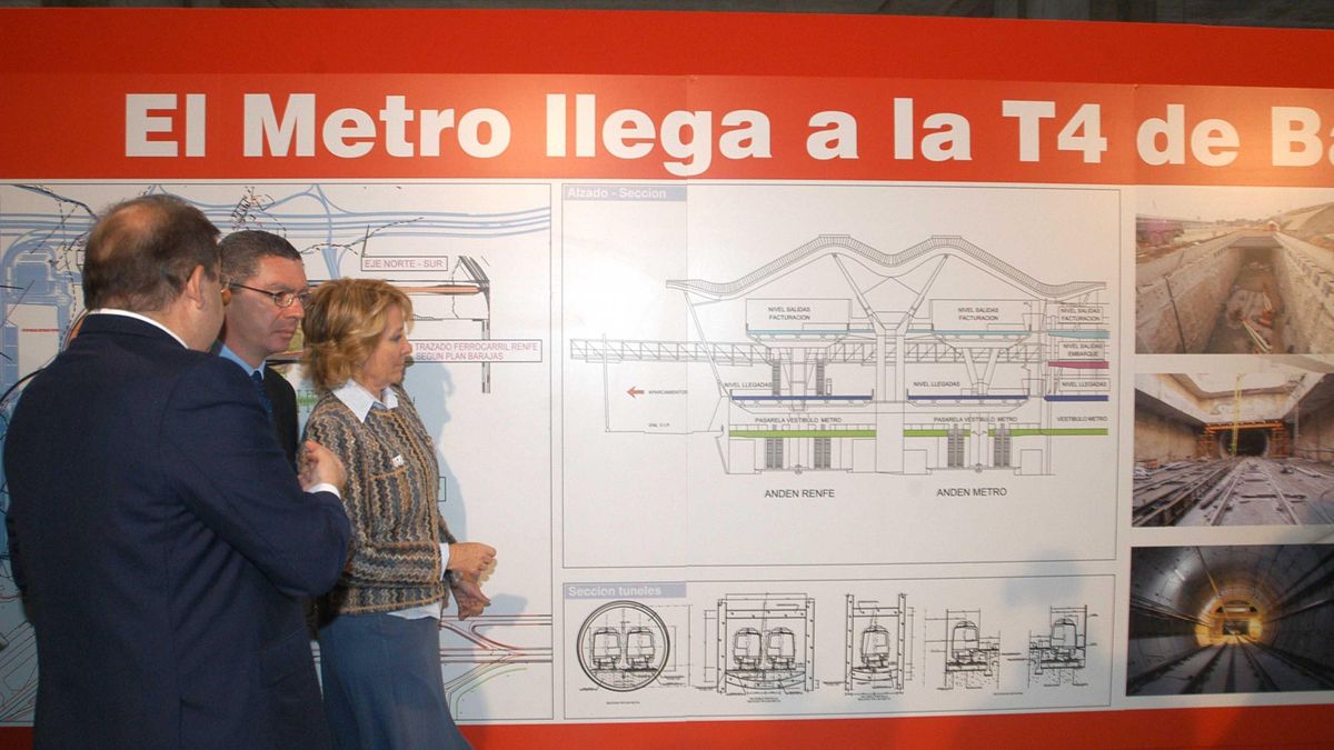 Inauguración del Metro hasta la T4, en mayo de 2007