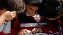 Por qué dejo llorar a mis hijos en lugar de decirles "no llores, no pasa nada"