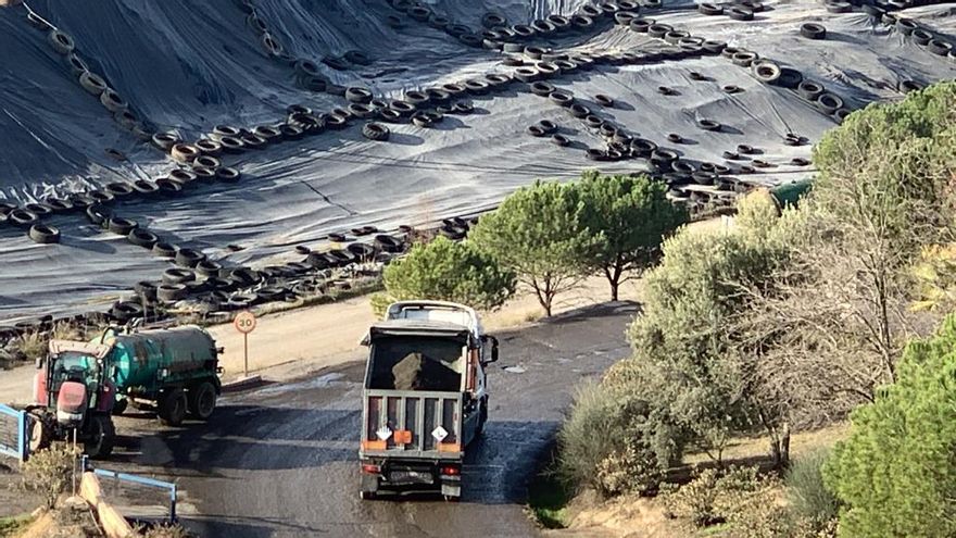La Junta de Andalucía autorizó en 2019 la llegada de residuos desde Montenegro que ahora paraliza el Gobierno central