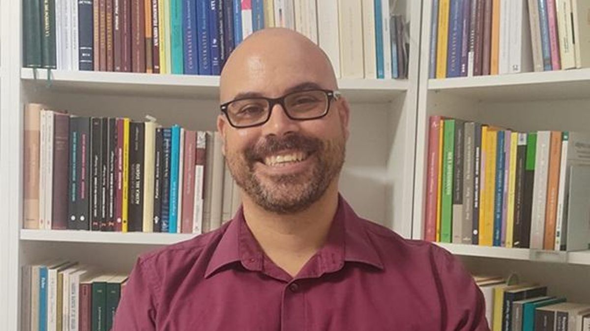 El proyecto de investigación 'Habitar la tierra en un mundo tecnificado', del profesor de la Facultad de Filosofía y Letras, Alejandro Rojas, ha sido reconocido en el concurso nacional de la Fundación Areces para ayudas a la I+D en  Humanidades.