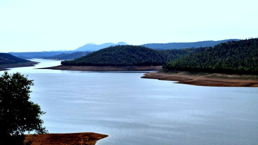 Los pantanos extremeños empiezan a subir, Guadiana está 17 puntos mejor que hace un año