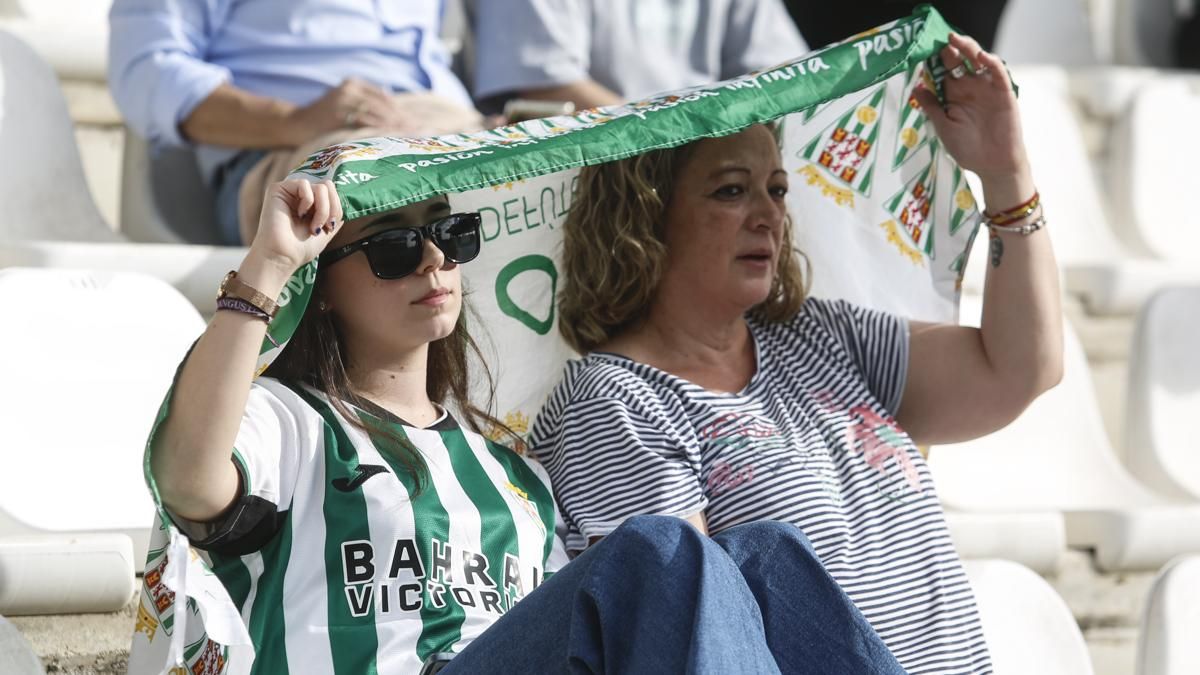 Grada Blanquiverde del Córdoba CF - AD Ceuta