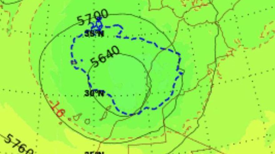 Una DANA llegará a Canarias durante los próximos días: ¿qué es y cómo afectará a las Islas?