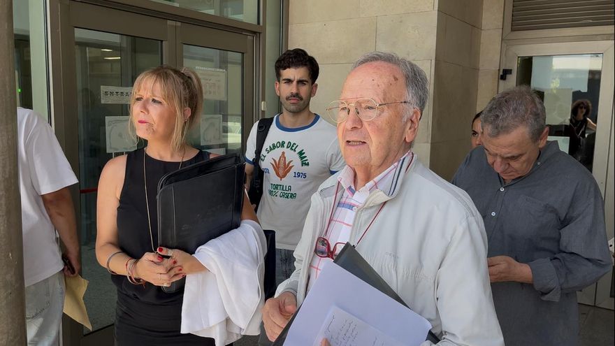 La visita de Manos Limpias al juzgado de guardia por la DANA: su líder se lía y reconoce que amplifica bulos sin pruebas