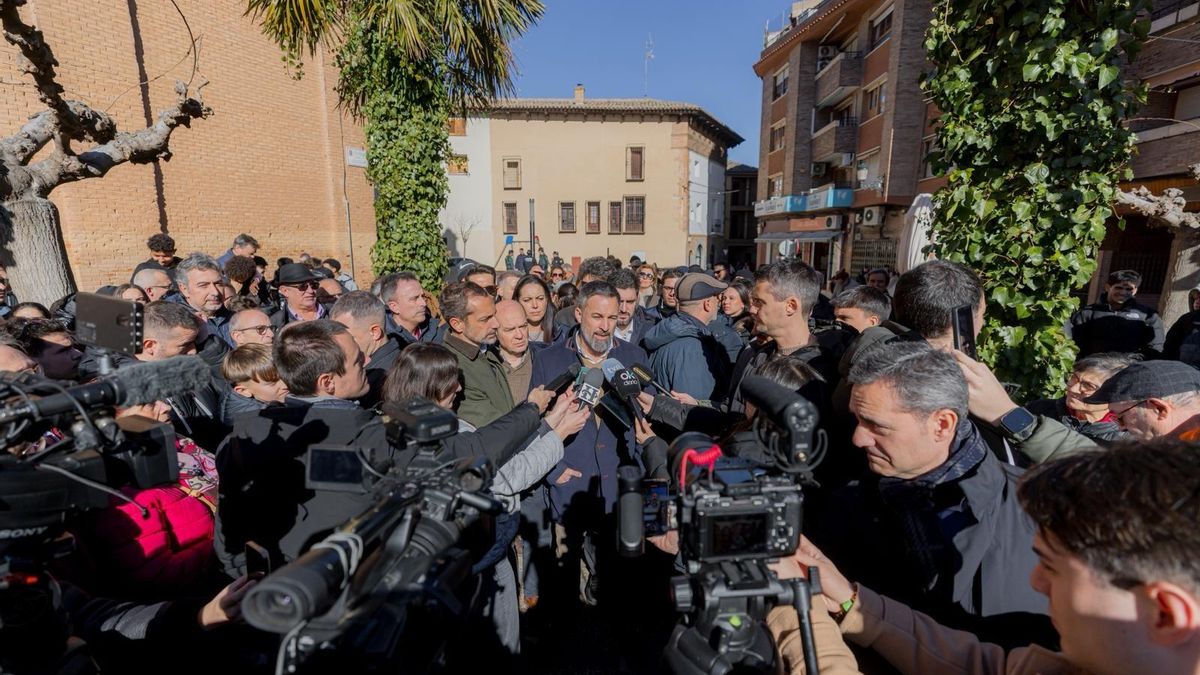 Abascal ve falta de avances "esperanzadores" en la negociación de PP y Vox en Extremadura