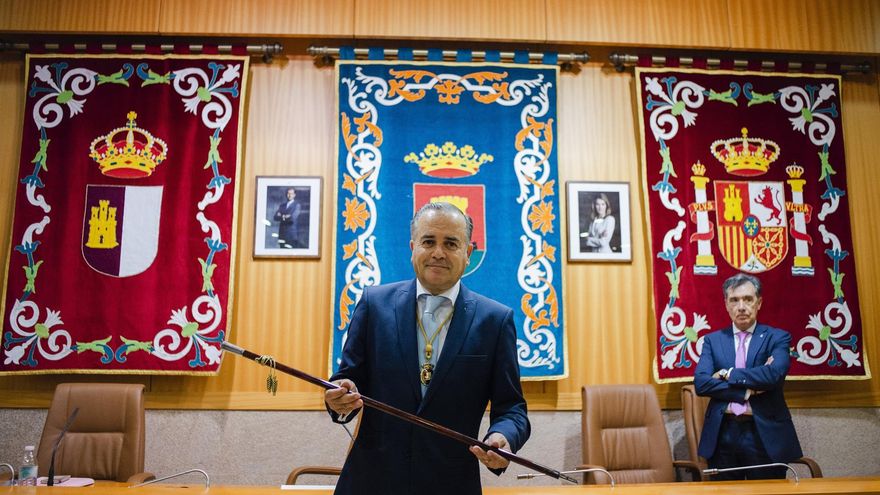 Vox llega a los gobiernos municipales de Castilla-La Mancha con coaliciones con el PP en tres capitales y Talavera de la Reina