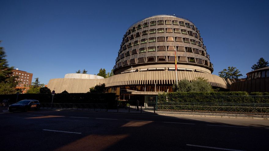 El Constitucional tumba el último intento de los ultras Abogados Cristianos para impedir la eutanasia de la joven N.