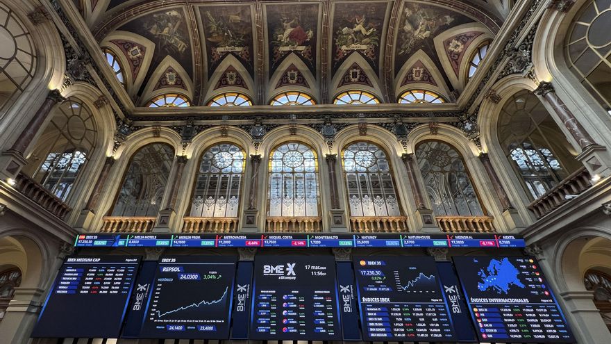 Imagen de este martes de la Bolsa de Madrid.EFE/ Altea Tejido Sánchez