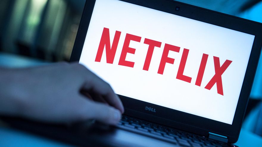 Logo de Netflix en un ordenador portátil