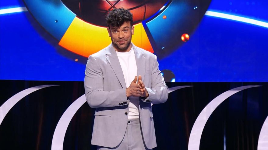 'Adivina qué hago' se estrenó en Telecinco con el "talento oculto" de Ricky Merino: "Poca gente lo sabe"