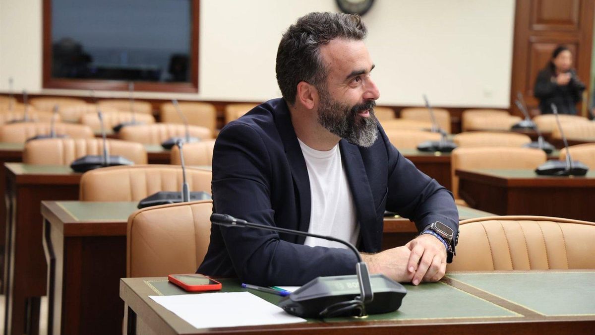 El PSOE critica la "política de los 46 céntimos" del Gobierno andaluz del PP