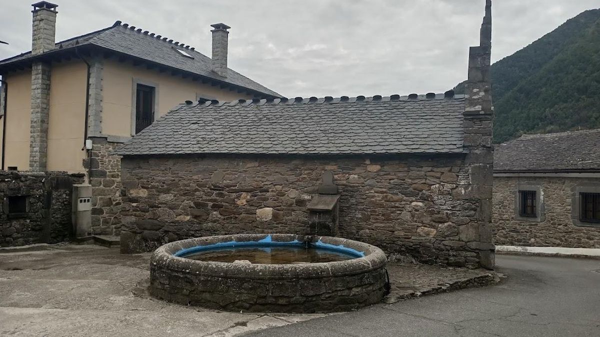 La ermita de San Lorenzo en Villager vuelve a ser el escenario del Concejo General de Laciana, 358 años después