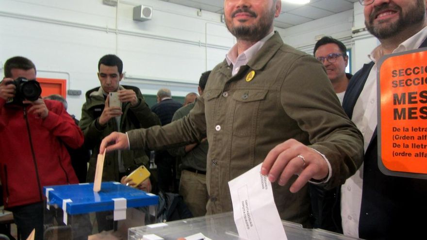 Rufián (ERC) asegura que el miedo y las amenazas "no podrán con las ilusiones de este pueblo"