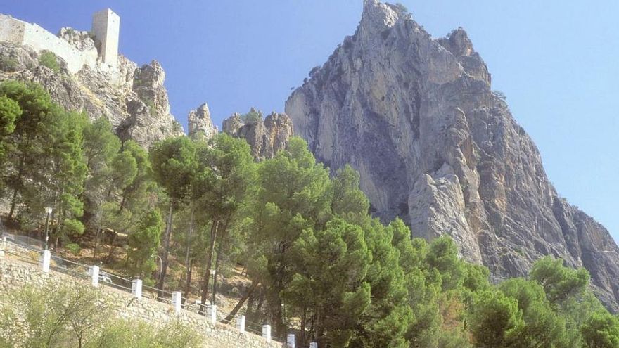 Esta pequeña aldea de cuatro habitantes está considerada ‘La Covadonga andaluza’ y alberga uno de los santuarios más antiguos de la región