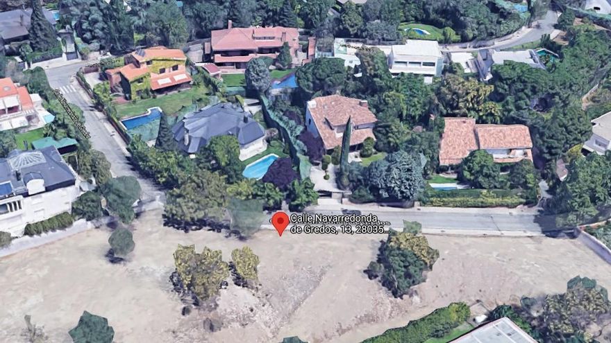 El Ayuntamiento de Madrid vende 38 parcelas públicas al mejor postor para construir chalets