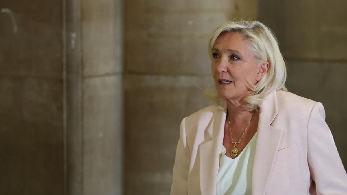 Marine Le Pen a su llegada al tribunal de París que ha confirmado la sentencia contra ella, el 7 de julio de 2026.
