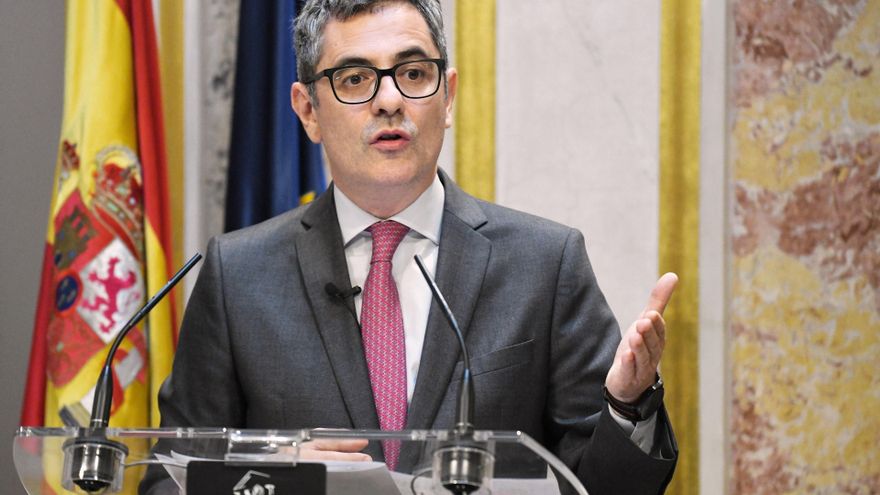 El ministro de Presidencia, Justicia y Relaciones con las Cortes, Félix Bolaños, durante su comparecencia ante los medios, en el Congreso de los Diputados, a 24 de junio de 2025, en Madrid (España)