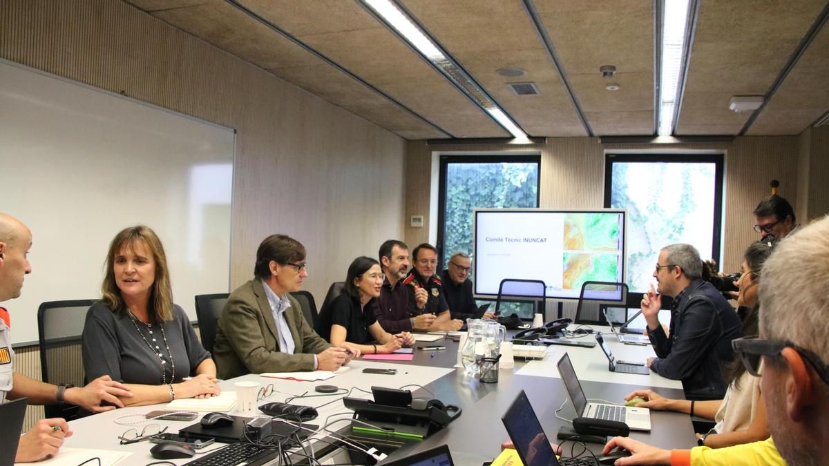 Protección Civil pide limitar la movilidad en siete comarcas catalanas en previsión de lluvias intensas