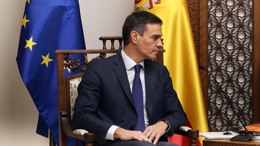 Sánchez contrasta la involución del PP con Vox y la evolución del PSOE de Podemos a Sumar