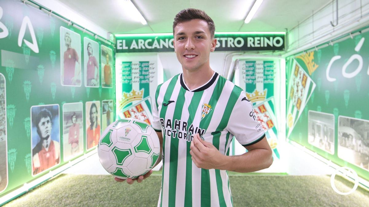 Presentación de Alberto del Moral en su vuelta al Córdoba CF