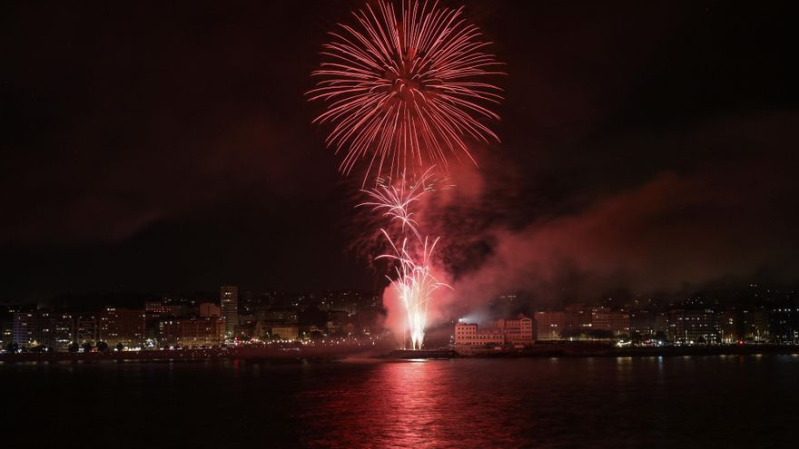A Coruña vuelve a rechazar la invasión inglesa en su batalla naval más espectacular