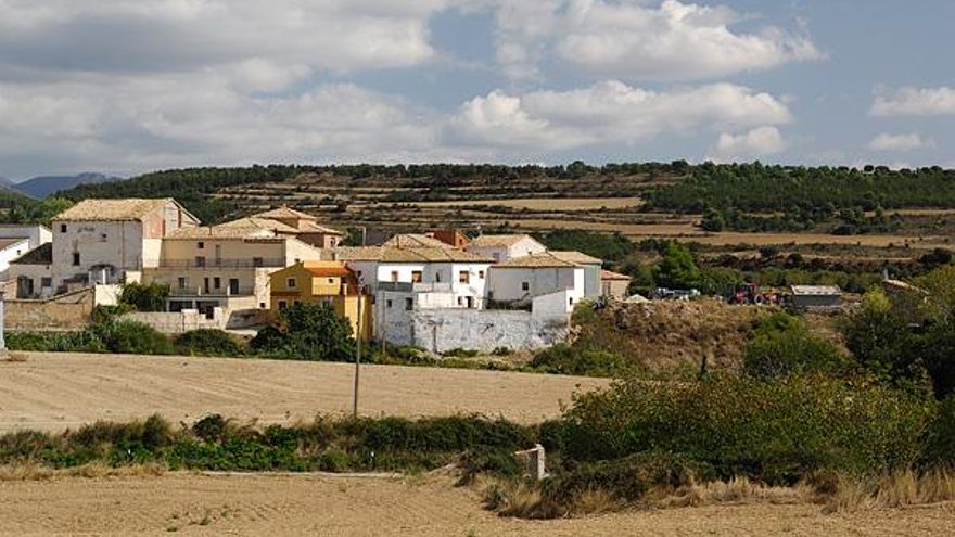 Una localidad oscense acumula tres años sin agua potable y con una macrogranja a la vista