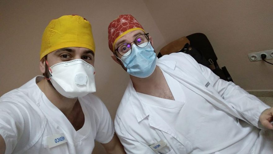 Jaume Micó junto a un compañero.