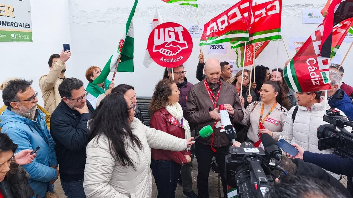 "Nos medicamos para aguantar": el ERE de Majorel en Jerez desata la denuncia de una plantilla asfixiada por la presión laboral