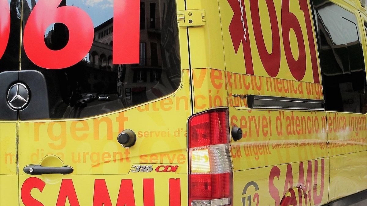 Moren a Formentera dues joves que circulaven en moto en ser atropellades per un taxi