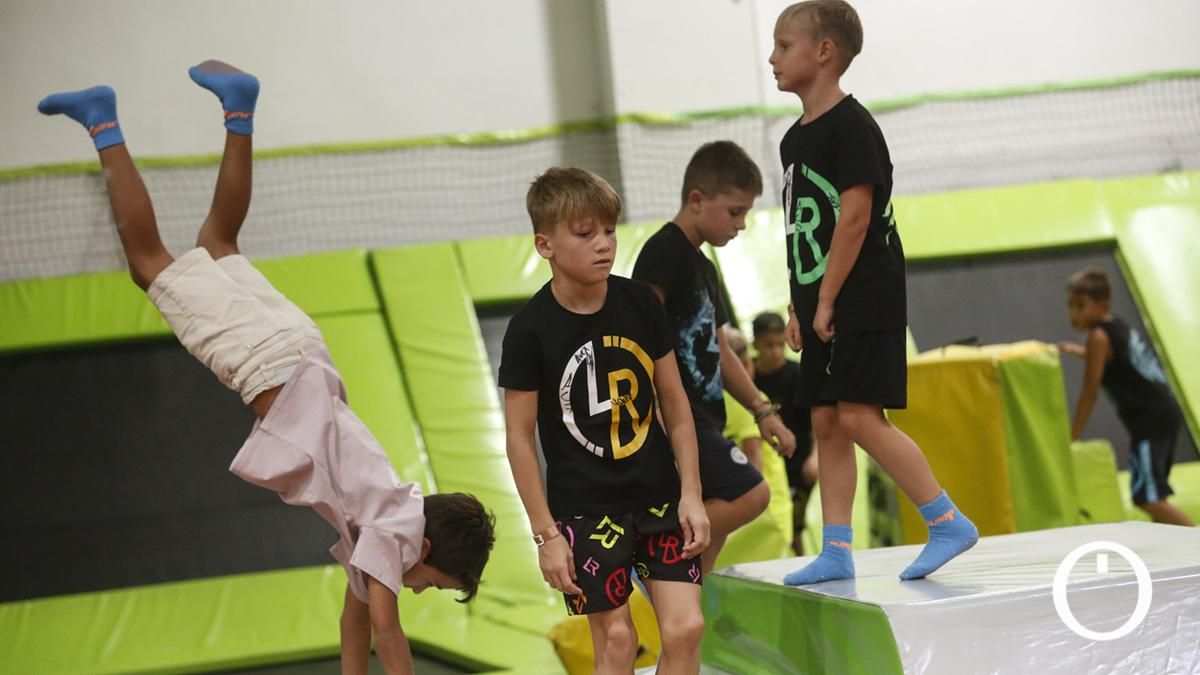 Parkour en Jumping Warrior con Álex Segura