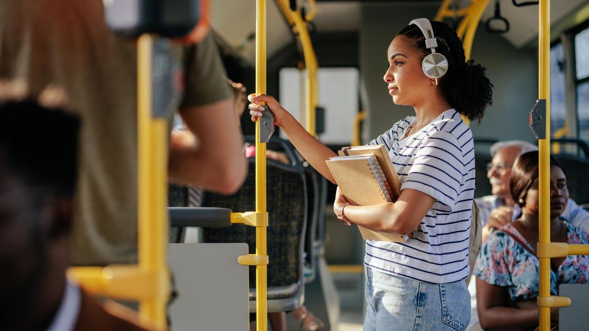 Asturias elige el transporte público: un tercio de la población usa la tarjeta Conecta