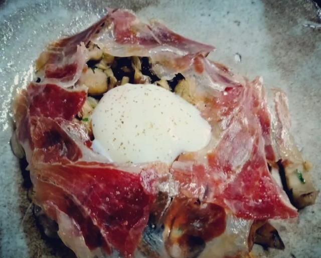 Setas y Huevos, 'La Trastienda de Chago'