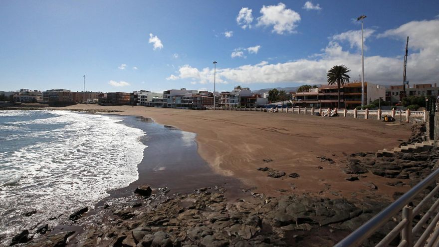 El alcalde de Telde cuestiona la gestión de los gobiernos de Canarias y España ante la contaminación marina