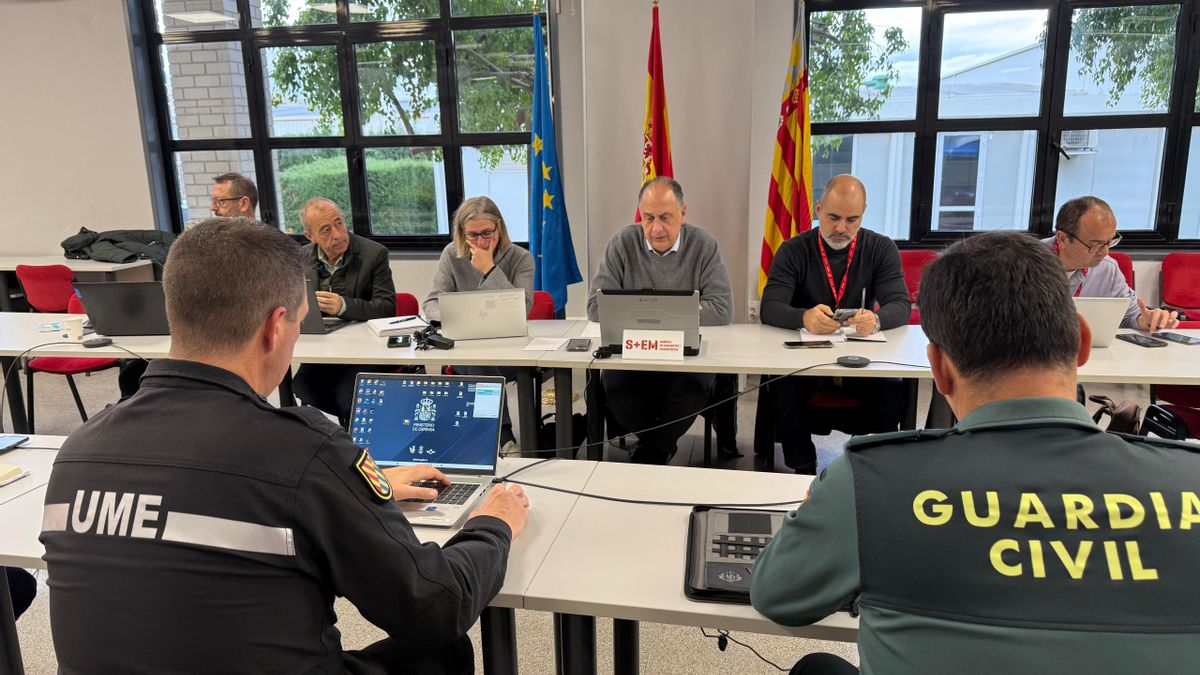 Emergencias de la Generalitat pide evitar desplazamientos en Valencia ante el aviso naranja por lluvias y tormentas