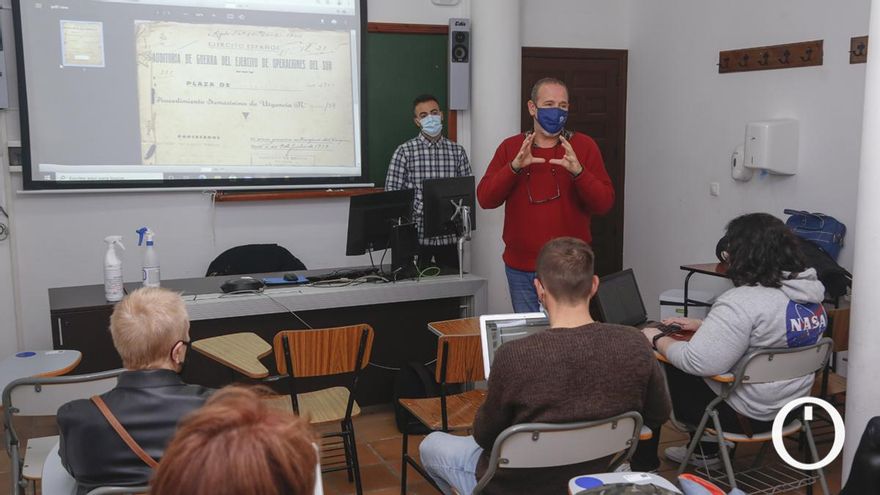 Equipo de trabajo para la documentación de los consejos de guerra de cordobeses