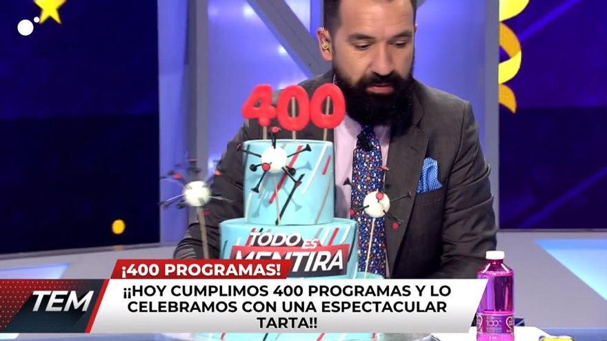 La tarta 400 de Miguel Lago en 'Todo es mentira'