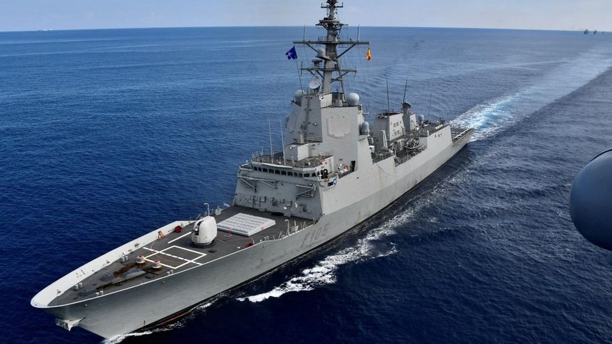 Archivo - La fragata 'Cristóbal Colón'