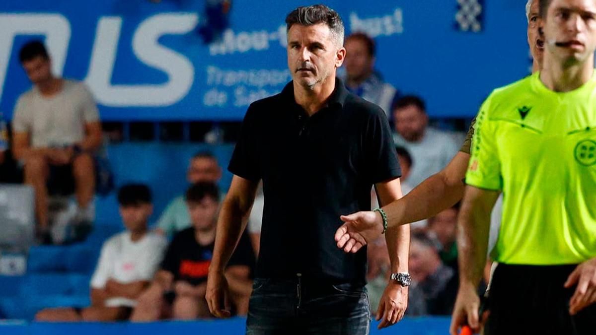 Iván Ania: "Nos ha faltado fútbol, mucho más que intensidad"