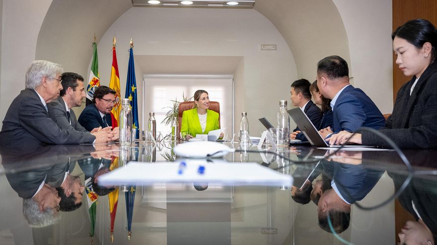 Las obras de la fábrica de cátodos de Mérida empezarían a finales de año o en 2025, según Guardiola