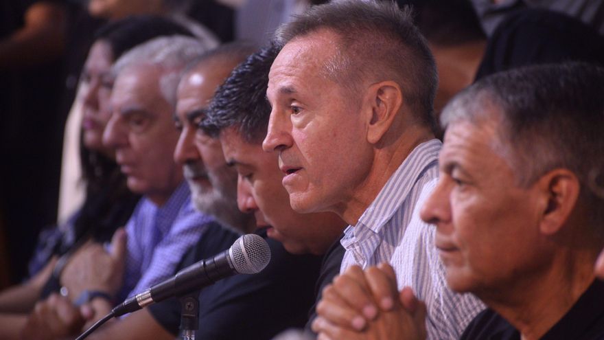 Jorge Sola (CGT): “No se pueden violar los derechos de los trabajadores, por más que tengan mayorías en el Congreso”