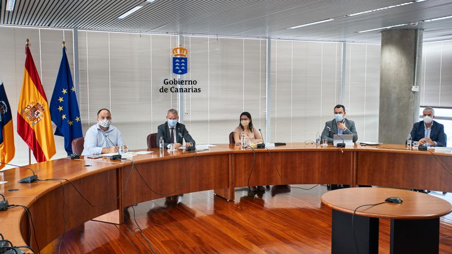 Cementera, uso turístico o las dos cosas: el Gobierno debate el futuro del puerto de Santa Águeda, en Gran Canaria