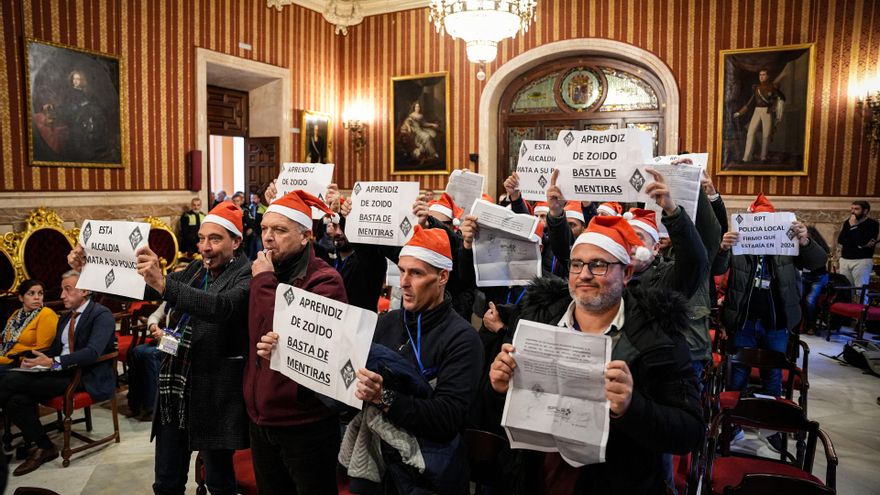 Sevilla sigue sin dispositivo de Policía para la Navidad tras el no unánime de la oposición al plan del alcalde