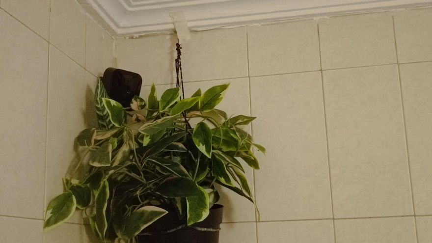 Cámaras ocultas en un Airbnb: cuando te espían en un piso turístico en Santiago de Compostela