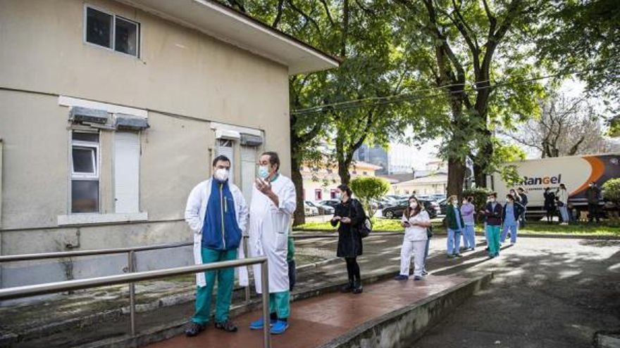 Sanitarios portugueses en un hospital, en una imagen de archivo / EFE