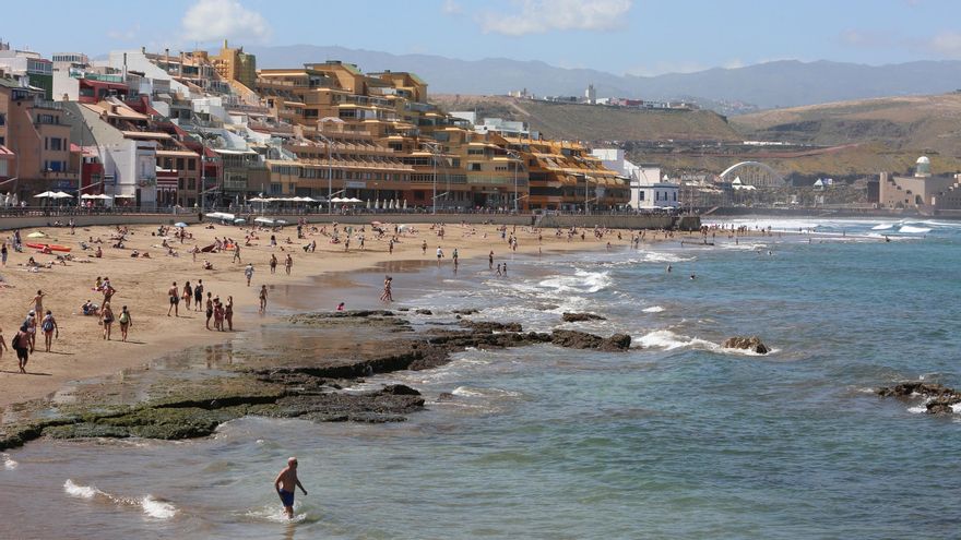 Playa de las Canteras, en Gran Canaria