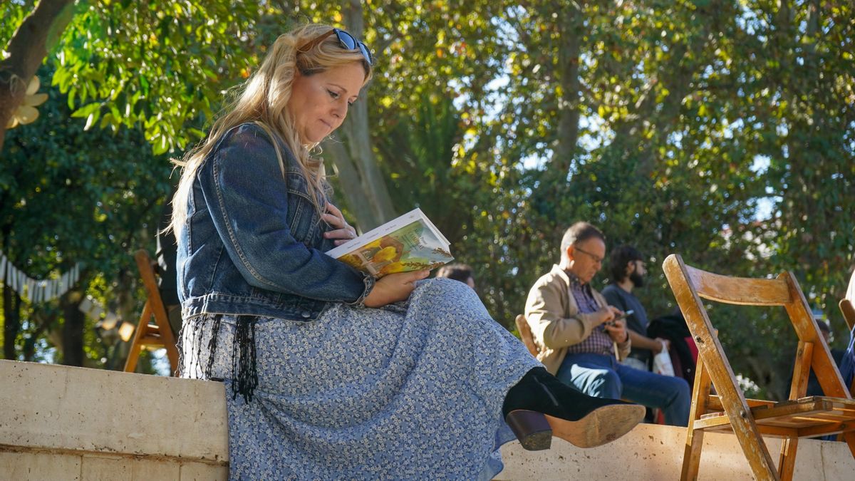 Un salón de lectura en los jardines para declarar el amor de Córdoba por los libros
