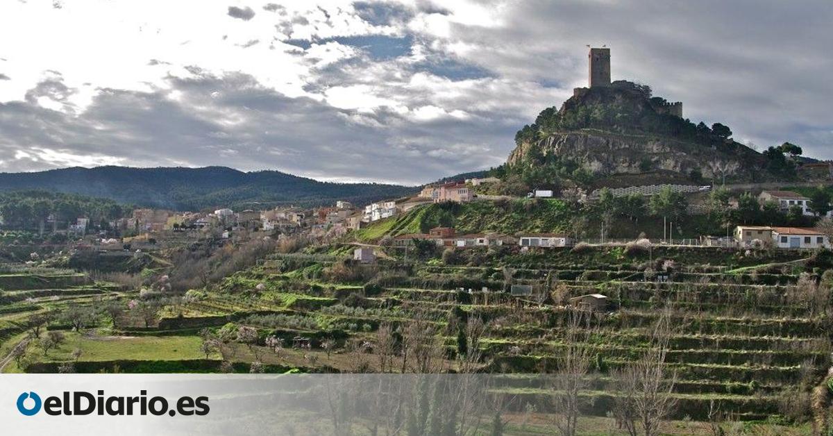 Castillos, bosques centenarios y pueblos blancos en el Alto Vinalopó
