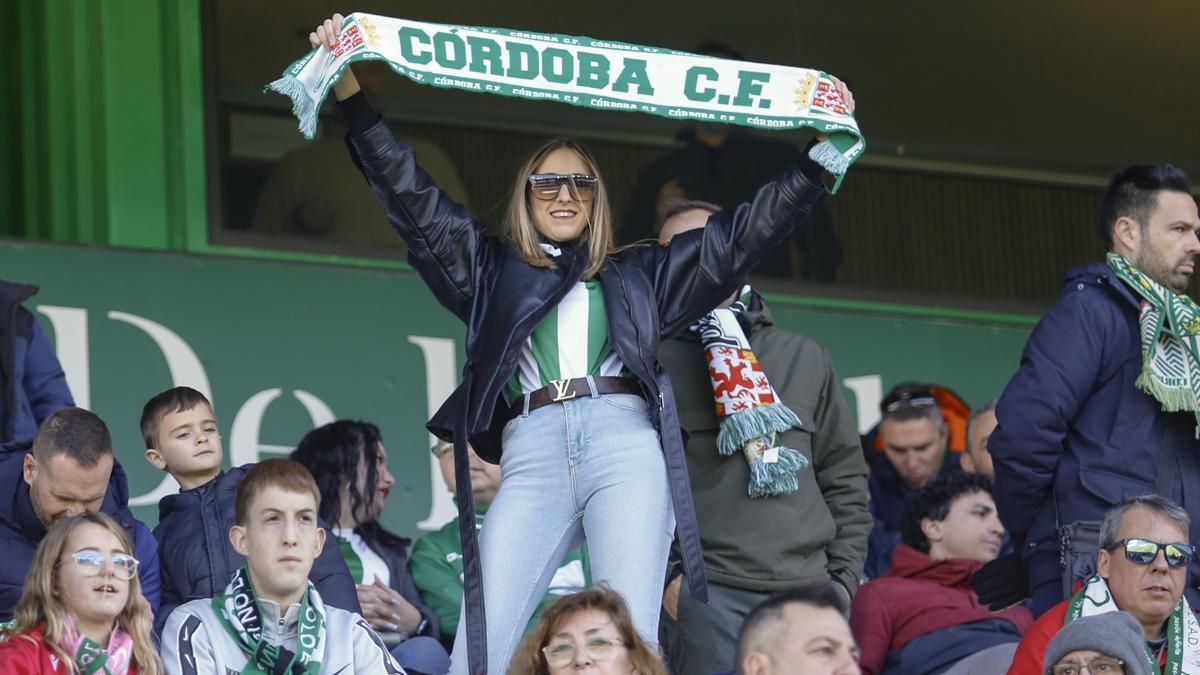 Grada Blanquiverde del Córdoba CF - CD Leganés