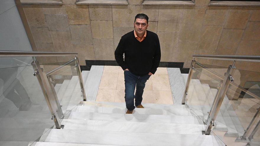 Antonio Manilla: "La poesía es algo que nos visita y cada poema puede ser el último"